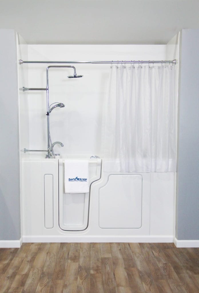 Bathtub with Rainfall Shower