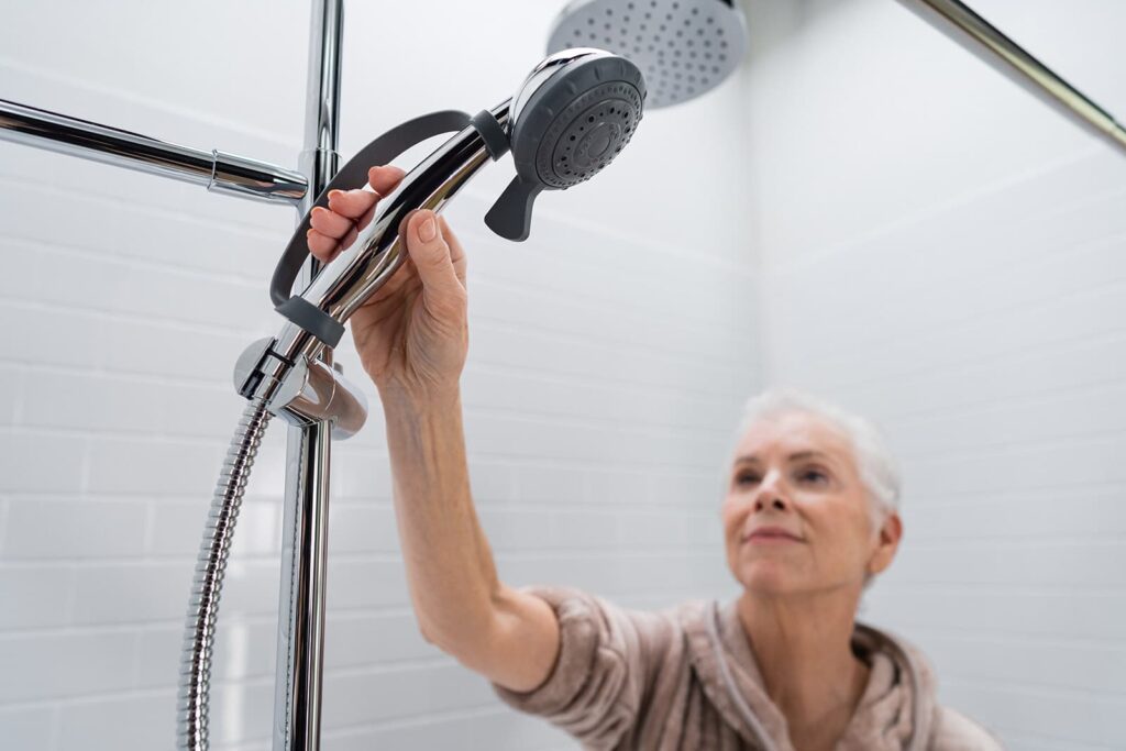 handheld shower wand